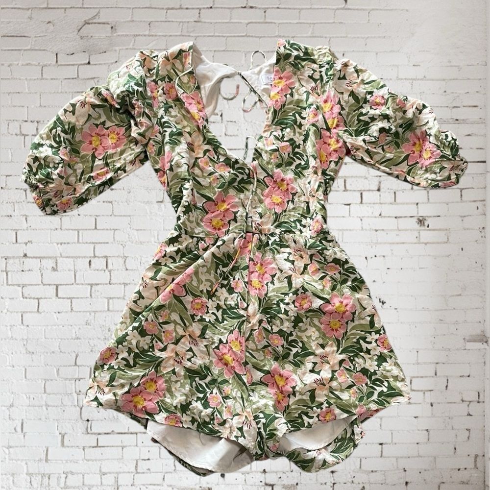 Sage‎ The Label Floral short Romper Green and Pink Sz small